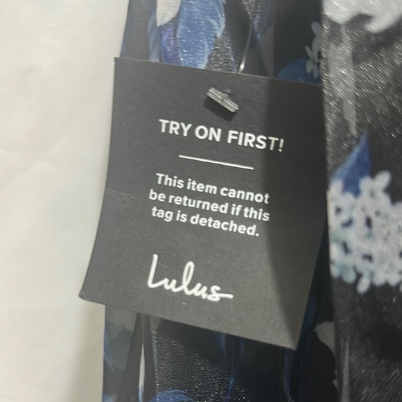 Lulu's Blue and White Ruched Tie Front Sundress - Picture 15 of 15